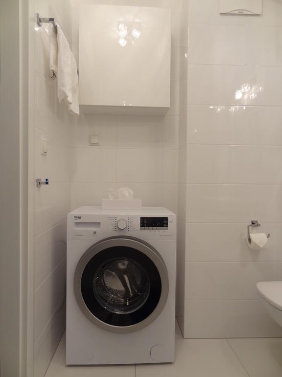 Appartement Studio Poz à Poznań Extérieur photo